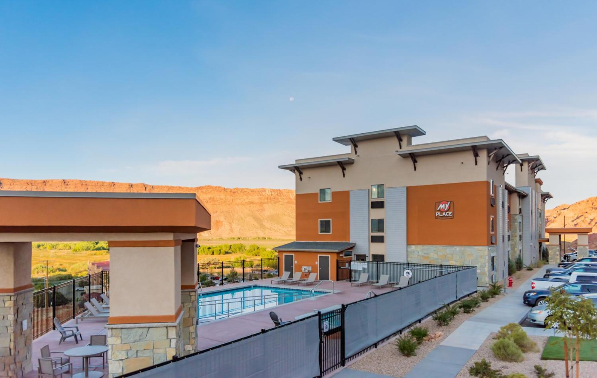 My Place Hotel-Moab, Ut Ngoại thất bức ảnh
