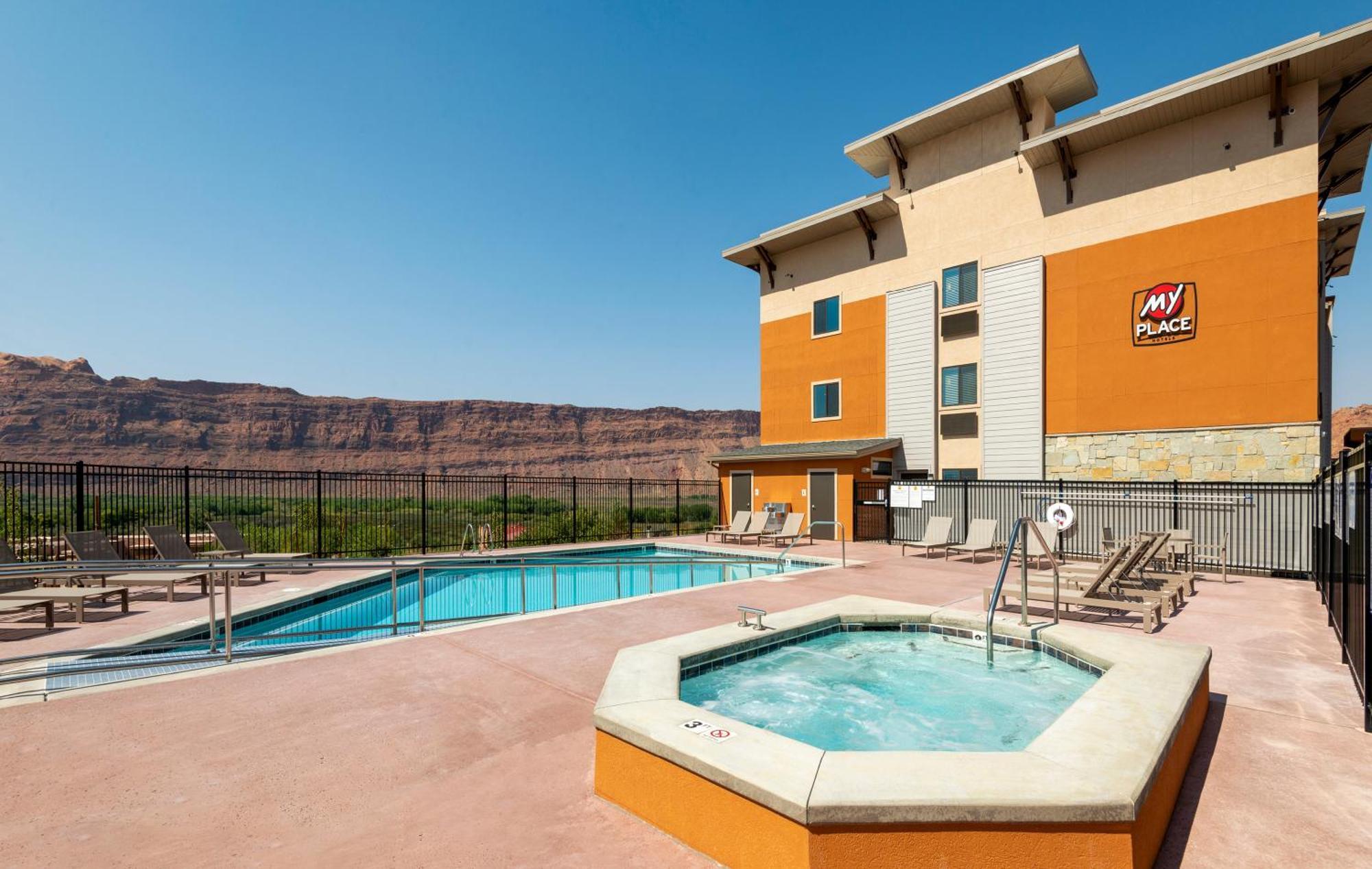 My Place Hotel-Moab, Ut Ngoại thất bức ảnh